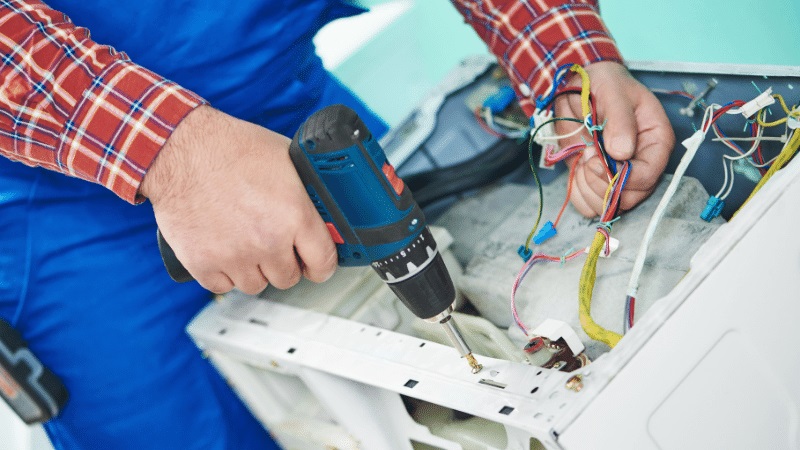 Demirci Siemens Siemens çamaşır makinesi kart tamiri – Su almama arızası orijinal parça ile giderildi. - Teknik servis örneği